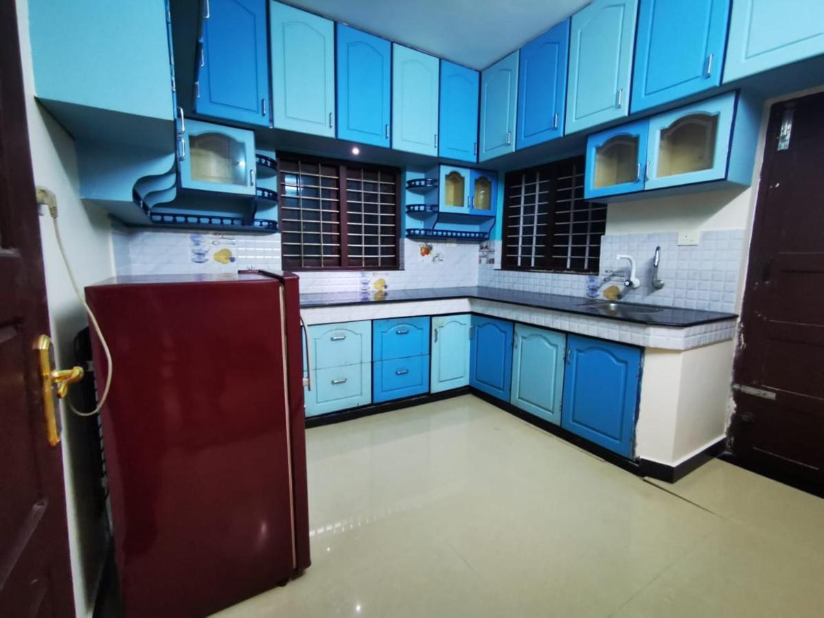טריואנדרום J2 Home Stay - Luxury Homes With Caravan Services מראה חיצוני תמונה
